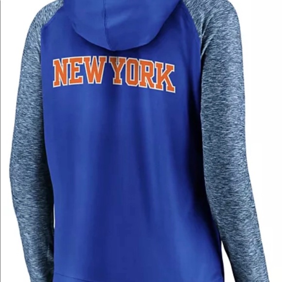 New York Knicks Fanatics Women's Made to Move Static Raglan Performance Hoodie - Picture 3 of 3